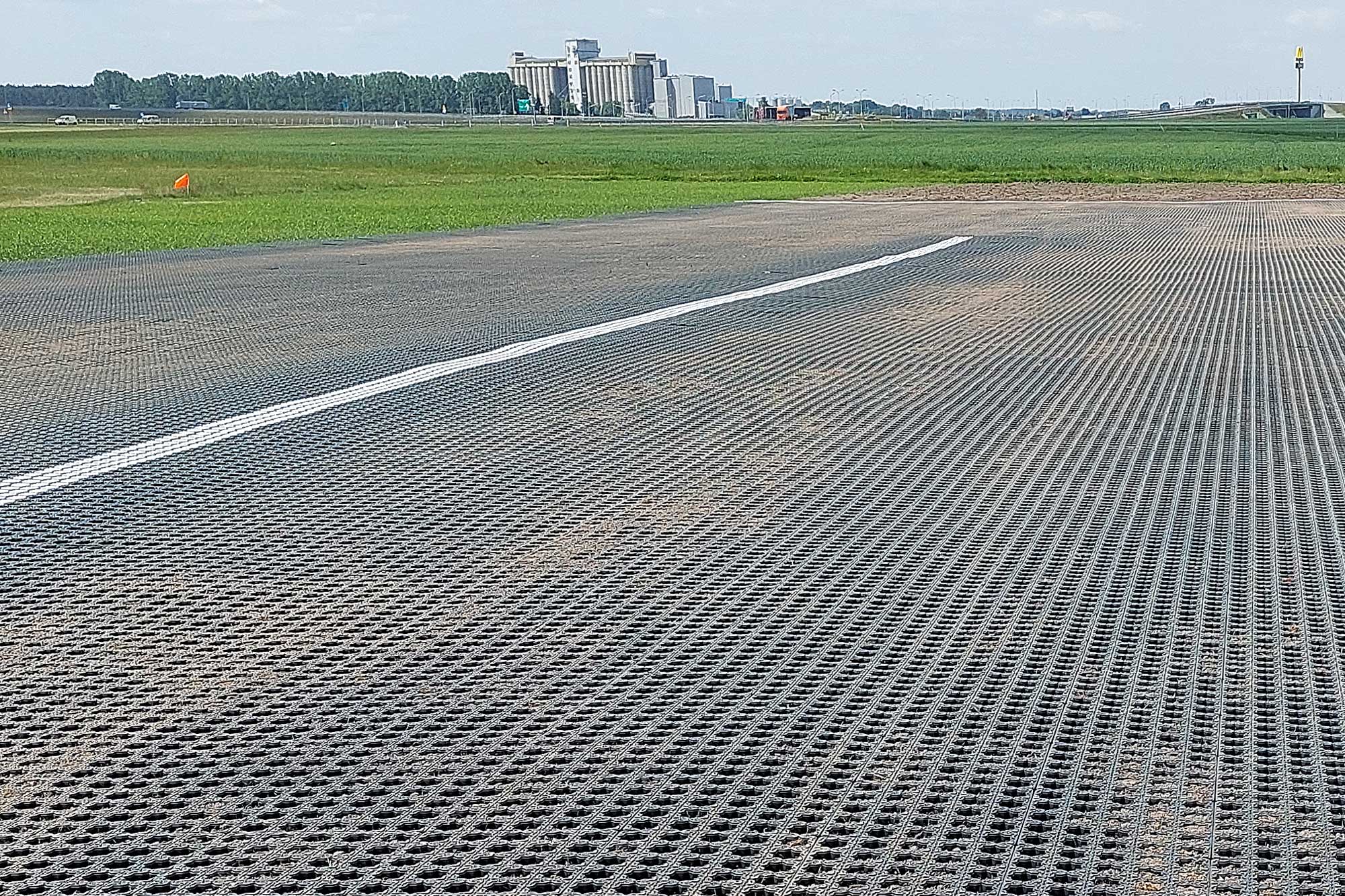 avigrid-landebahn-nah-2